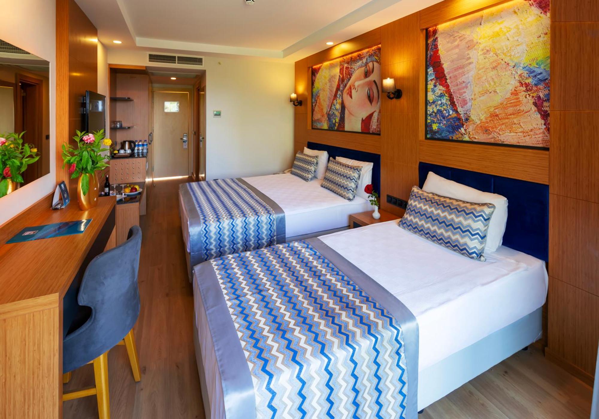 אוקורקאלאר Sealife Buket Resort & Beach Hotel מראה חיצוני תמונה